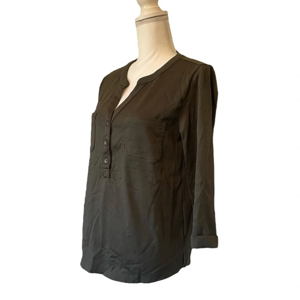 Old Navy Army Green 3/4 Sleeve Buttoned Mandarin Collar Women’s Blouse Small